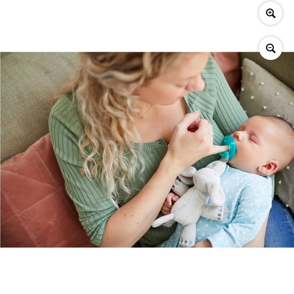 Philips Avent Elephant Pacifier Holder - Picture 7 of 8